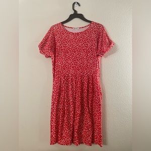 Medium red floral dress with pockets
